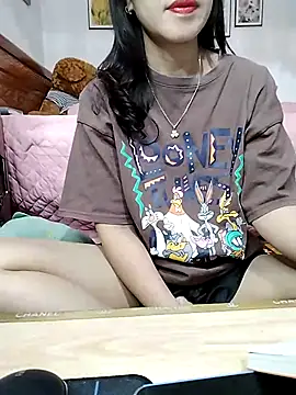 Snapshot of cream1299 chatting on October 30, 2025, 8:20 pm cream1299 online show from October 30, 2025, 8:20 pm