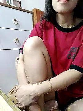 Snapshot of cream1299 chatting on November 3, 2025, 9:16 pm cream1299 online show from November 3, 2025, 9:16 pm