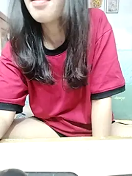 Snapshot of cream1299 chatting on November 24, 2025, 12:05 pm cream1299 online show from November 24, 2025, 12:05 pm