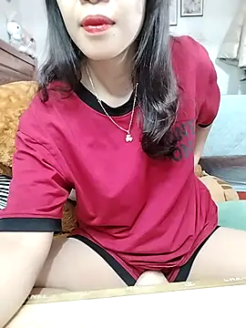 Snapshot of cream1299 chatting on December 22, 2025, 1:35 am cream1299 online show from December 22, 2025, 1:35 am