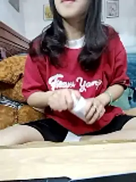 Snapshot of cream1299 chatting on January 16, 2026, 12:58 am cream1299 online show from January 16, 2026, 12:58 am