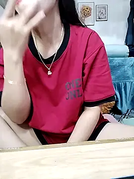 Snapshot of cream1299 chatting on January 18, 2026, 11:58 am cream1299 online show from January 18, 2026, 11:58 am