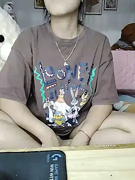 cream1299 online show from May 18, 2026, 10:10 am