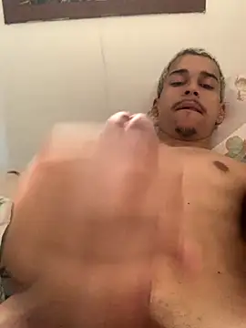 Snapshot of predador762 chatting on September 28, 2025, 3:06 pm predador762 online show from September 28, 2025, 3:06 pm