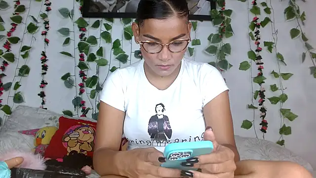 camilavagina24 online show from June 23, 2026, 2:15 pm