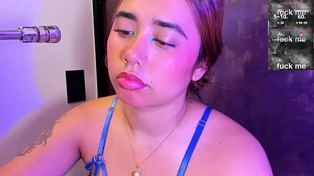 issie cute online show from May 21, 2026, 7:54 pm
