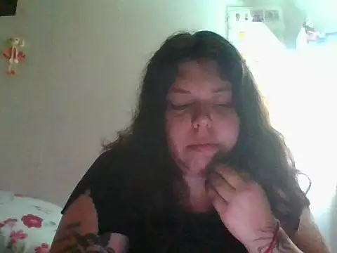 Snapshot of scarletttlove chatting on April 19, 2026, 3:50 am scarletttlove online show from April 19, 2026, 3:50 am