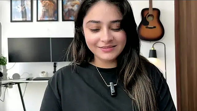 Snapshot of demieliss chatting on May 27, 2026, 10:23 am demieliss online show from May 27, 2026, 10:23 am