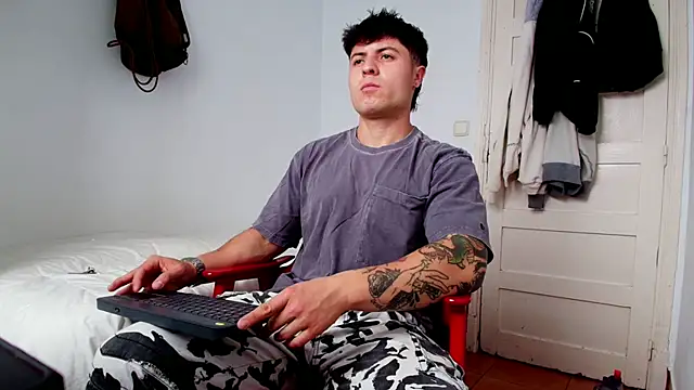 Snapshot of juandking chatting on October 24, 2025, 11:17 am juandking online show from October 24, 2025, 11:17 am