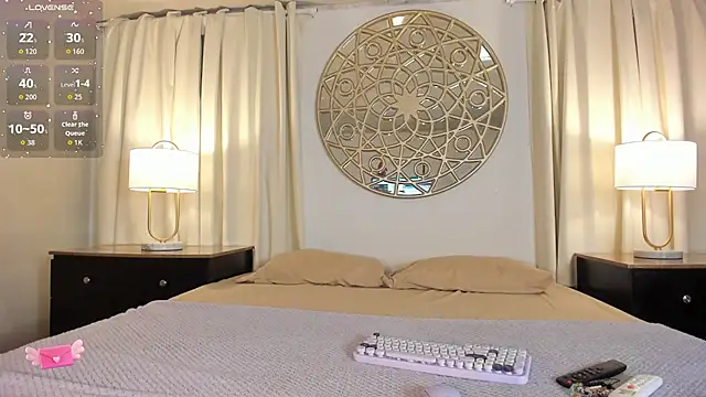 Snapshot of Aprillbrunette chatting on March 6, 2026, 11:39 am Aprillbrunette online show from March 6, 2026, 11:39 am