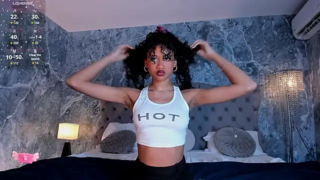 Snapshot of Aprillbrunette chatting on April 6, 2026, 11:55 am Aprillbrunette online show from April 6, 2026, 11:55 am