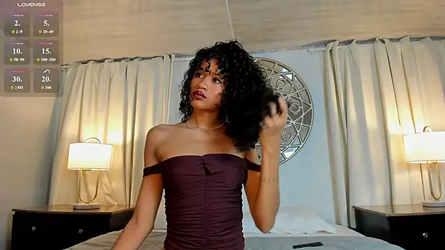 Snapshot of Aprillbrunette chatting on April 10, 2026, 11:48 am Aprillbrunette online show from April 10, 2026, 11:48 am