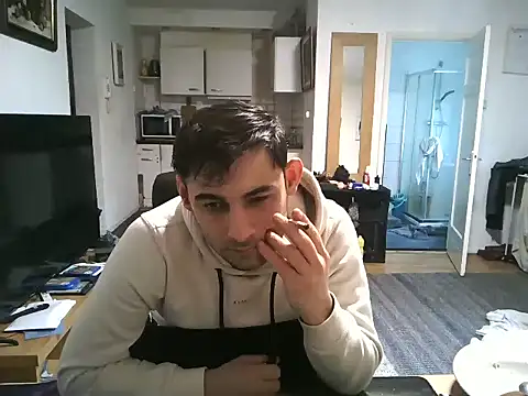 mihaimichael online show from March 4, 2025, 4:30 pm