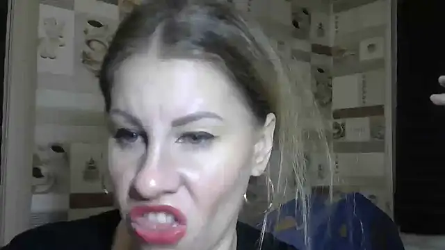 TherestlessKitty online show from October 31, 2025, 2:18 pm