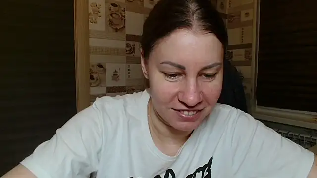 TherestlessKitty online show from April 5, 2026, 10:18 pm