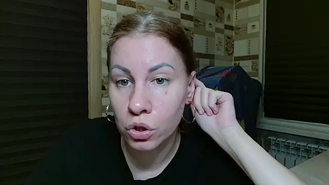 TherestlessKitty online show from July 12, 2026, 10:12 pm