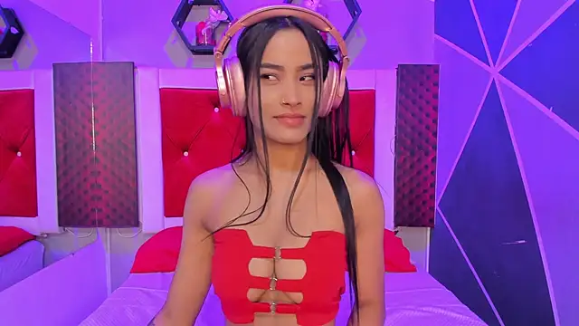 Snapshot of Karoll014 chatting on October 6, 2025, 11:51 am Karoll014 online show from October 6, 2025, 11:51 am