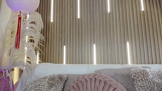 Tayzon Foxxx online show from April 8, 2026, 8:31 pm