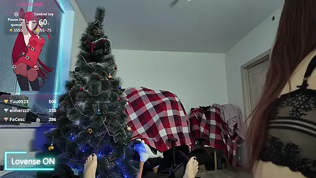 Snapshot of Felice_Favn chatting on April 3, 2026, 11:19 am Felice Favn online show from April 3, 2026, 11:19 am