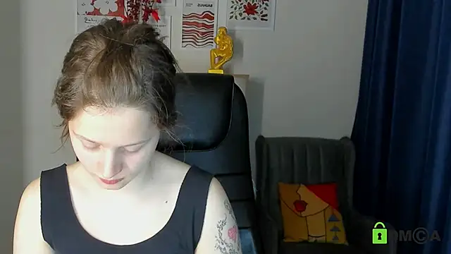 Snapshot of Alina_Mills chatting on May 11, 2026, 9:04 am Alina Mills online show from May 11, 2026, 9:04 am