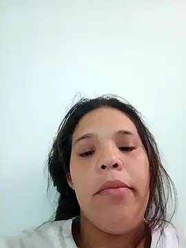 Alisonn Guzman  online show from December 1, 2024, 9:04 pm