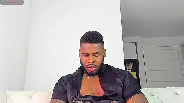 Snapshot of Makonneen chatting on February 3, 2026, 6:22 am Makonneen online show from February 3, 2026, 6:22 am