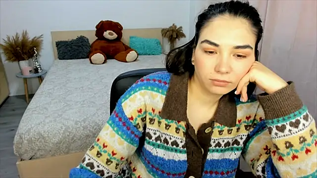 Snapshot of Alexa_Dolly12 chatting on January 7, 2025, 9:18 am Alexa Dolly12 online show from January 7, 2025, 9:18 am