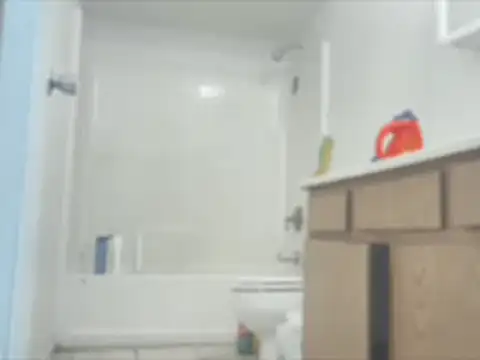 Snapshot of freakzmexx chatting on December 22, 2024, 2:49 pm freakzmexx online show from December 22, 2024, 2:49 pm