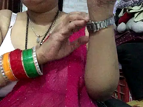 Desi bhabhiii online show from November 25, 2025, 5:51 am