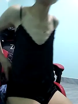 Snapshot of Lonalysexy chatting on March 1, 2026, 1:40 am Lonalysexy online show from March 1, 2026, 1:40 am