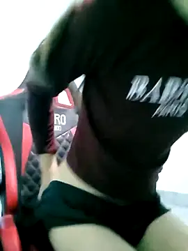 Snapshot of Lonalysexy chatting on March 27, 2026, 7:47 am Lonalysexy online show from March 27, 2026, 7:47 am