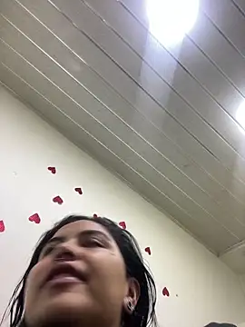  luna torres online show from March 10, 2026, 2:11 pm