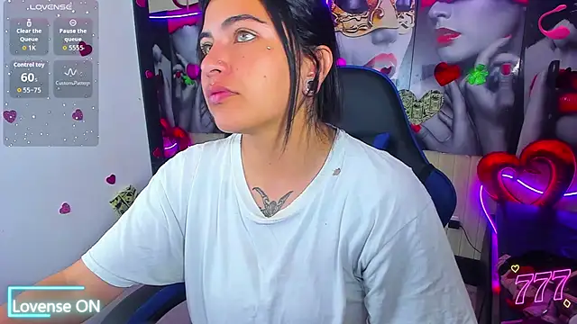  luna torres online show from July 14, 2026, 1:17 pm