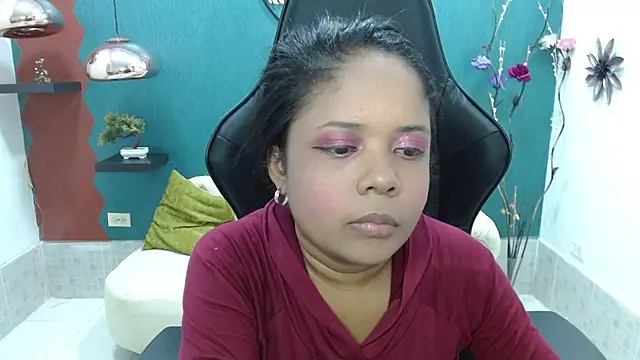 Melikasweetz online show from March 2, 2025, 5:04 pm