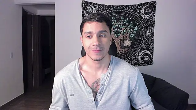 JayMarcos  online show from February 3, 2025, 2:03 am