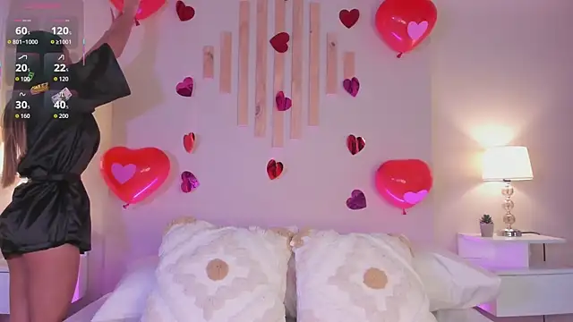 Snapshot of VictoriaNoah_ chatting on February 16, 2026, 7:21 pm VictoriaNoah online show from February 16, 2026, 7:21 pm