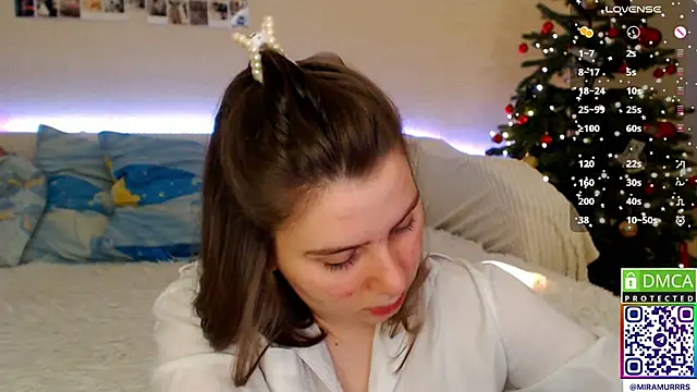 MurrrWorren online show from January 7, 2025, 10:30 pm