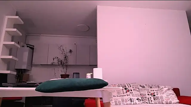 Snapshot of oxxxy___ chatting on February 10, 2025, 5:03 am oxxxy    online show from February 10, 2025, 5:03 am