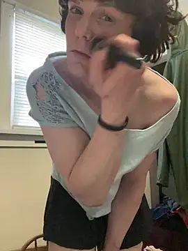 Snapshot of sum1betterthanmost chatting on March 3, 2025, 6:22 pm sum1betterthanmost online show from March 3, 2025, 6:22 pm