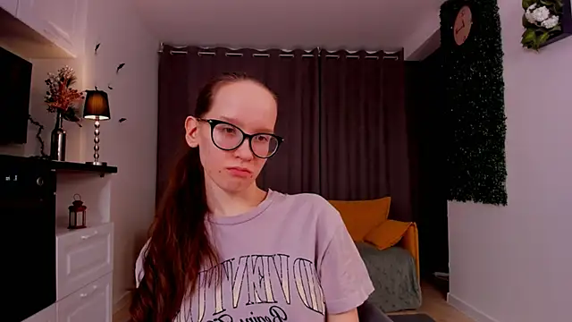 BettyBrowni online show from March 4, 2025, 10:16 pm