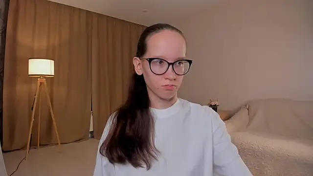 BettyBrowni online show from October 11, 2025, 4:05 pm