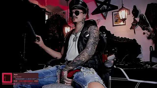 allanhurtss online show from April 14, 2026, 6:25 pm