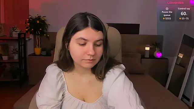 Viola  Shy online show from March 14, 2026, 9:20 pm