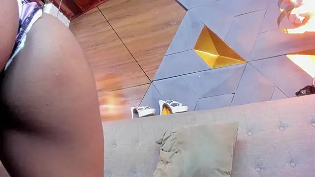 sarah banks1 online show from January 3, 2025, 11:12 pm