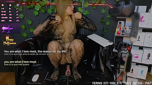 Sweett Mollyy online show from October 23, 2025, 3:06 am