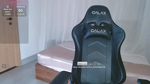 Snapshot of Lin_SiYee chatting on February 17, 2025, 2:37 pm Lin SiYee online show from February 17, 2025, 2:37 pm