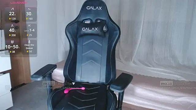 Snapshot of Lin_SiYee chatting on February 22, 2025, 3:03 pm Lin SiYee online show from February 22, 2025, 3:03 pm