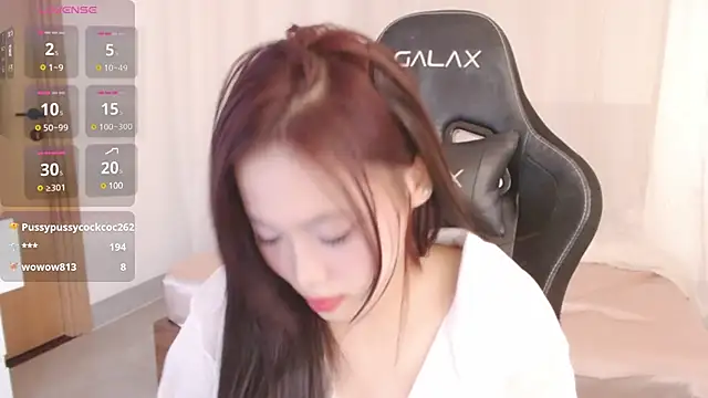 Snapshot of Lin_SiYee chatting on March 21, 2025, 7:44 am Lin SiYee online show from March 21, 2025, 7:44 am