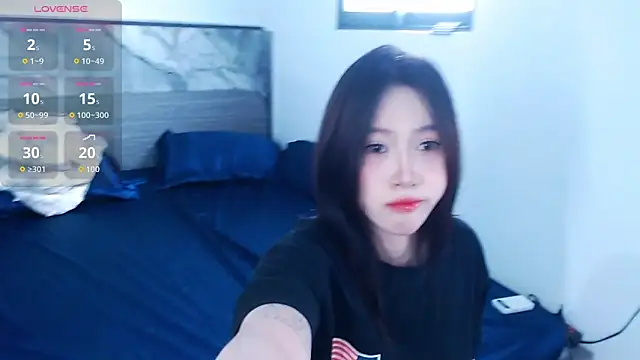 Snapshot of Lin_SiYee chatting on October 26, 2025, 8:20 am Lin SiYee online show from October 26, 2025, 8:20 am