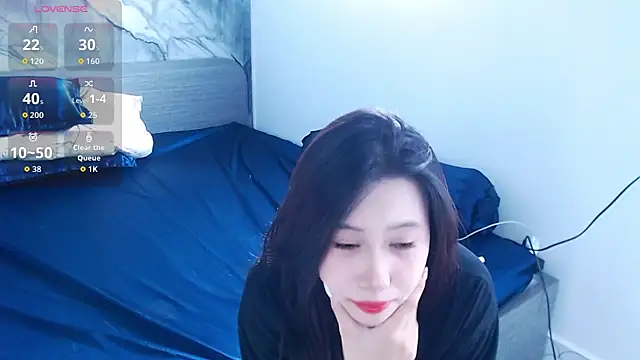 Snapshot of Lin_SiYee chatting on October 28, 2025, 4:27 am Lin SiYee online show from October 28, 2025, 4:27 am